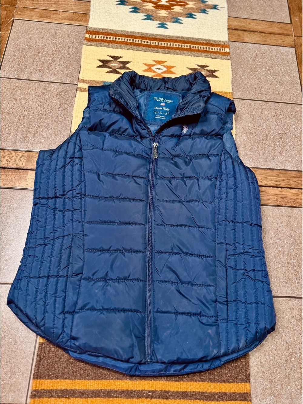US Polo puffer vest size large navy